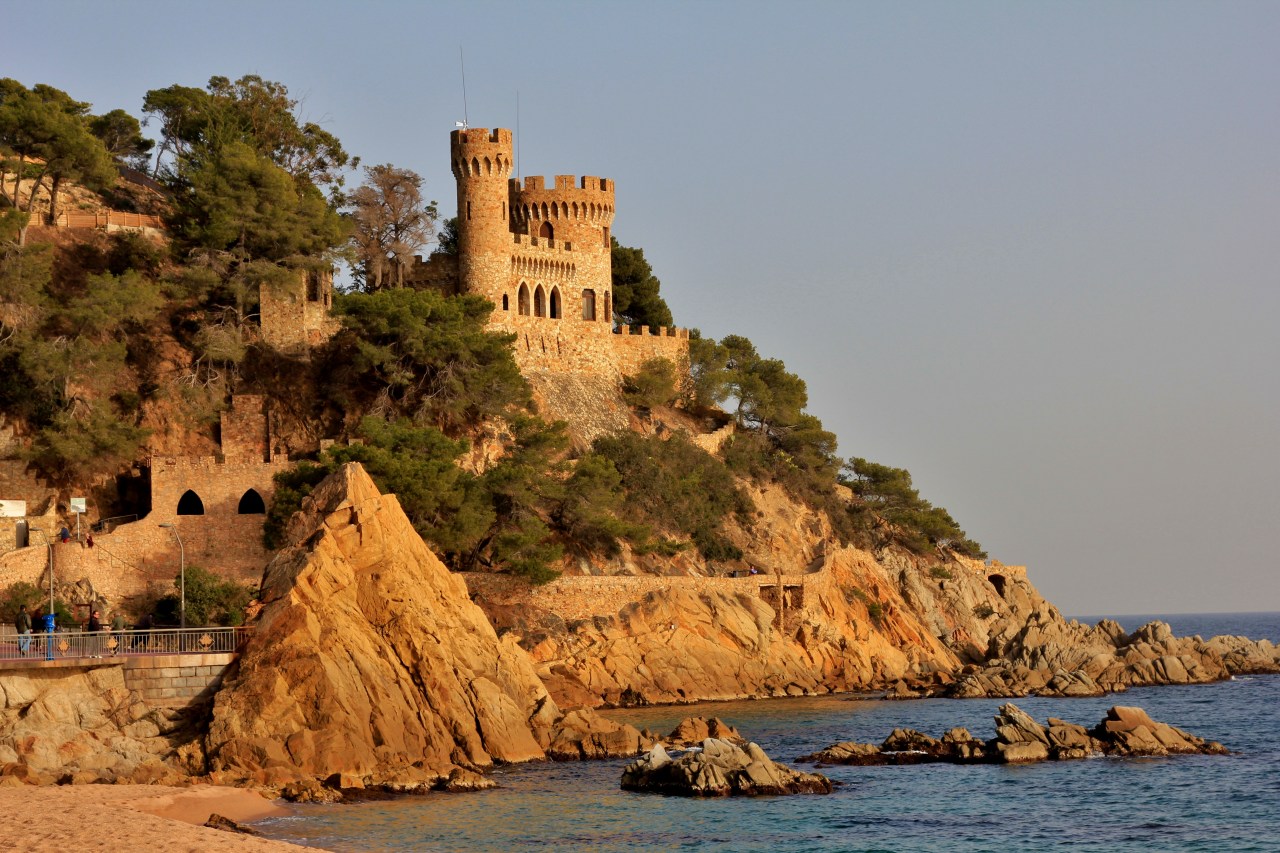 A Side Trip from Barcelona to Lloret De&nbsp;Mar